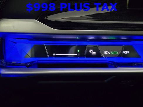 New 2025 BMW 750e xDrive image 27