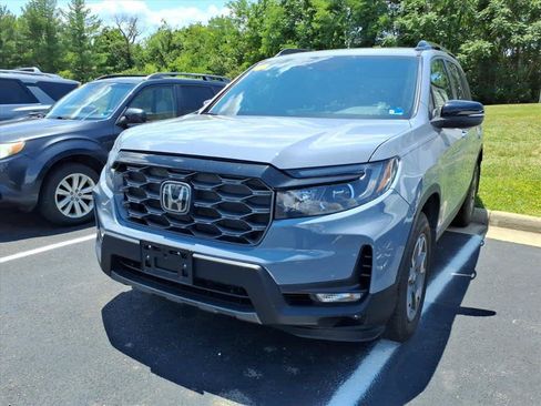 Used 2022 Honda Passport TrailSport image 3