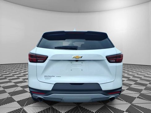 Used 2025 Chevrolet Blazer LT AWD/4WD image 25