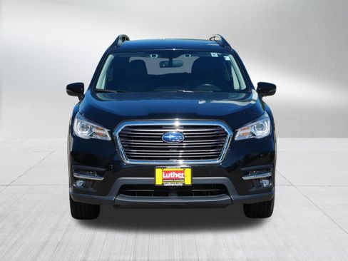 Used 2022 Subaru Ascent Limited AWD/4WD image 2
