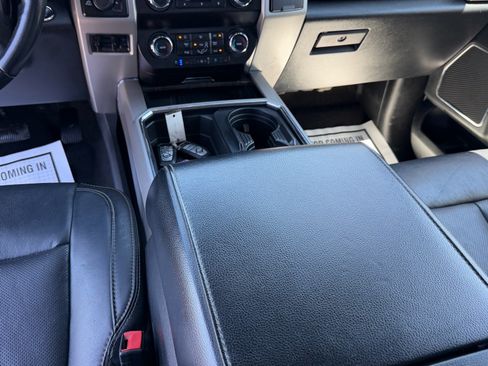 Used 2020 Ford F250 Lariat w/ Lariat Ultimate Package AWD/4WD image 21