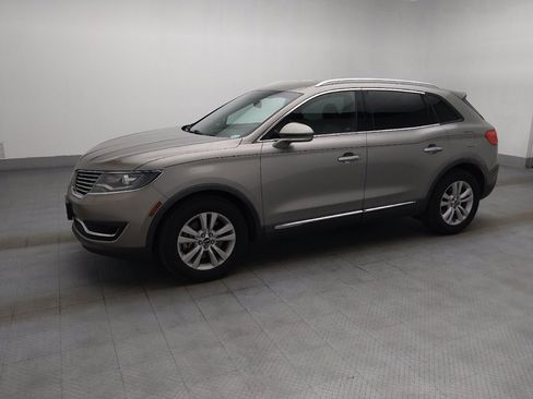 Used 2016 Lincoln MKX Premiere w/ Cargo Accessories Package FWD image 2