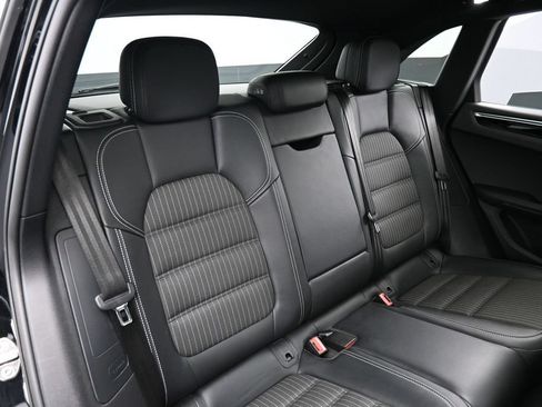 Certified 2023 Porsche Macan Turbo AWD/4WD image 26