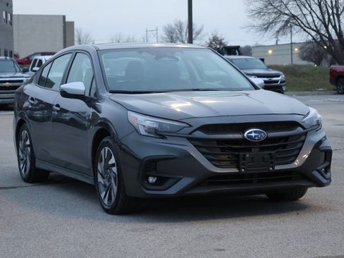 Used 2025 Subaru Legacy Touring XT image 4