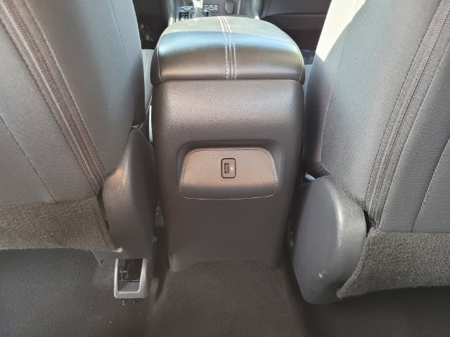 Used 2024 Nissan Sentra SV FWD image 17