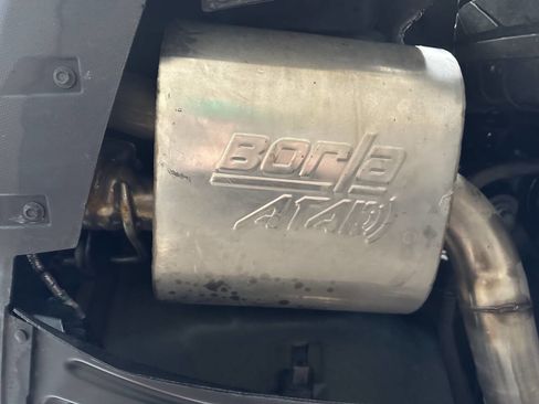 Used 2016 Ford Mustang Shelby GT350 w/ Technology Package image 34