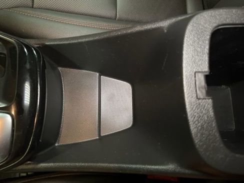 Used 2024 Chevrolet Trax RS w/ Sunroof Package image 27