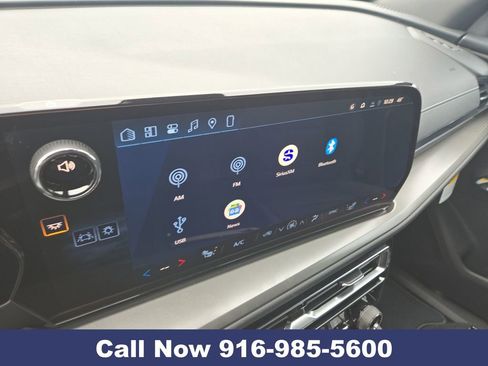 New 2026 Chevrolet Traverse LT image 17