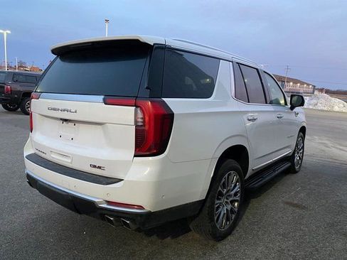 Used 2025 GMC Yukon Denali image 5