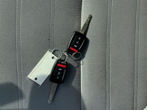 Used 2018 Honda CR-V LX image 33