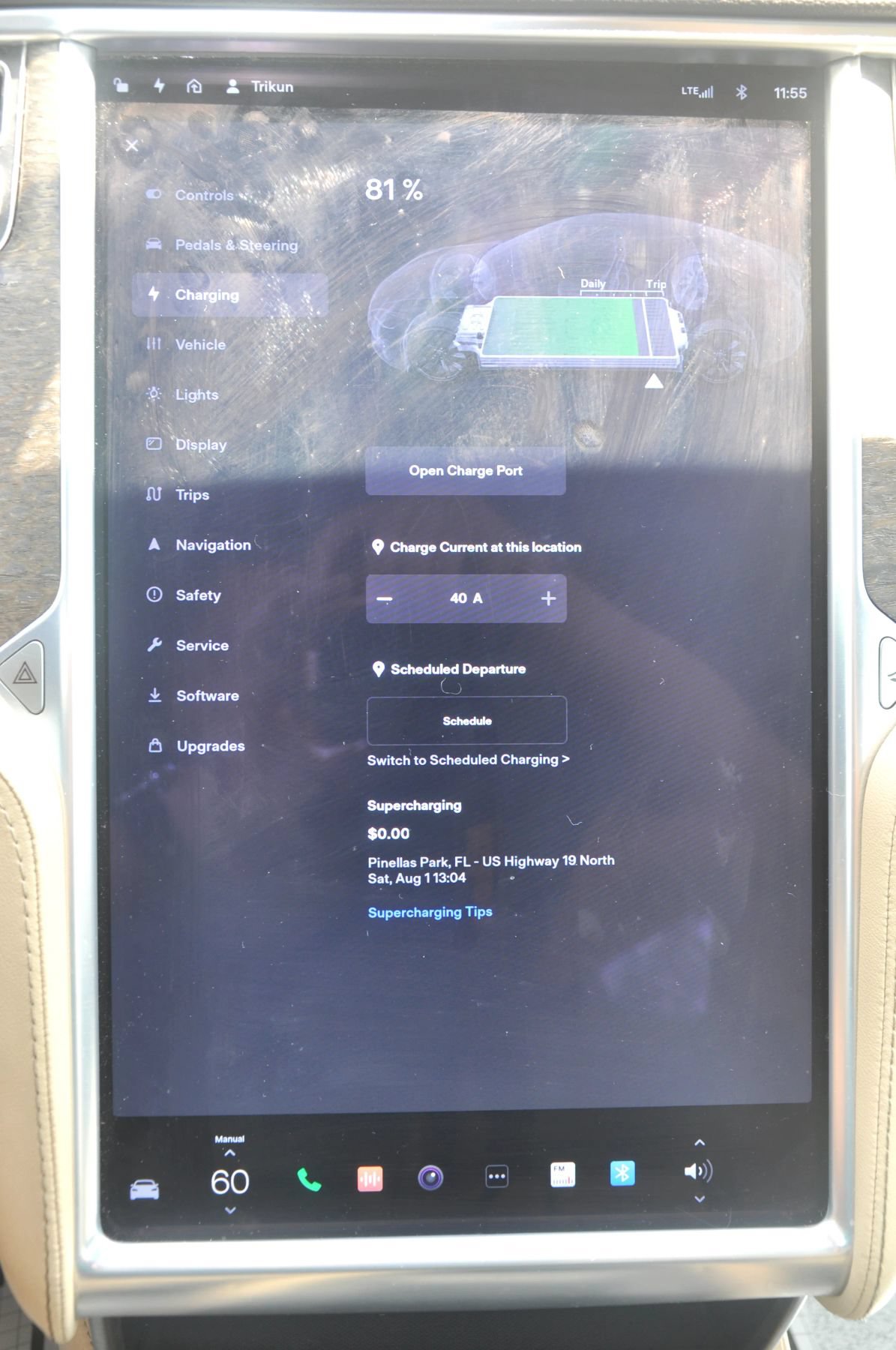 Used 2014 Tesla Model S 85 RWD image 32