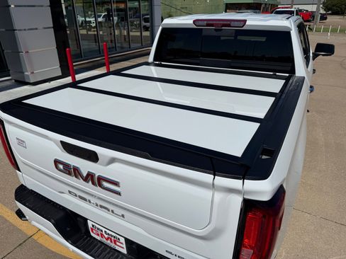 Certified 2024 GMC Sierra 1500 Denali image 5