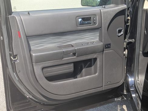 Used 2019 Ford Flex SEL w/ Equipment Group 202A AWD/4WD image 11