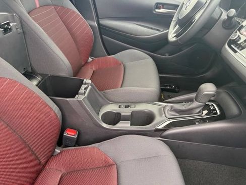 Used 2026 Toyota Corolla SE FWD image 15