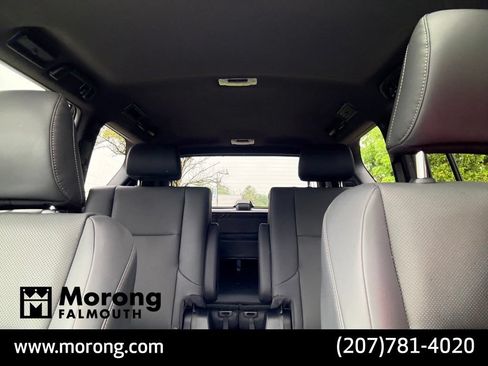 Used 2022 Lexus GX 460 Premium w/ Accessory Package AWD/4WD image 37
