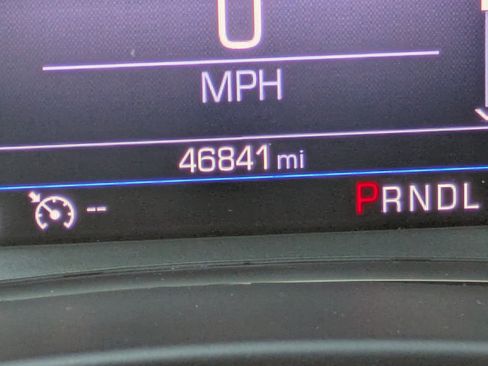 Used 2023 Chevrolet Equinox LT image 23