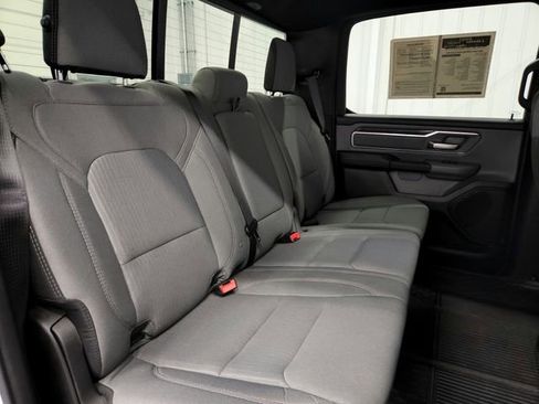 Used 2022 RAM 1500 Big Horn AWD/4WD image 38