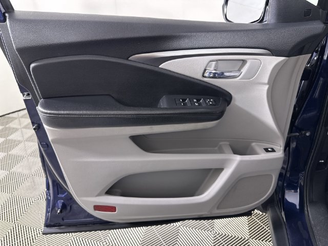 Used 2019 Honda Pilot EX image 23