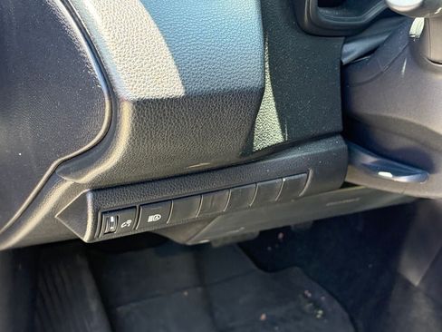 Used 2026 Toyota Corolla LE FWD image 5