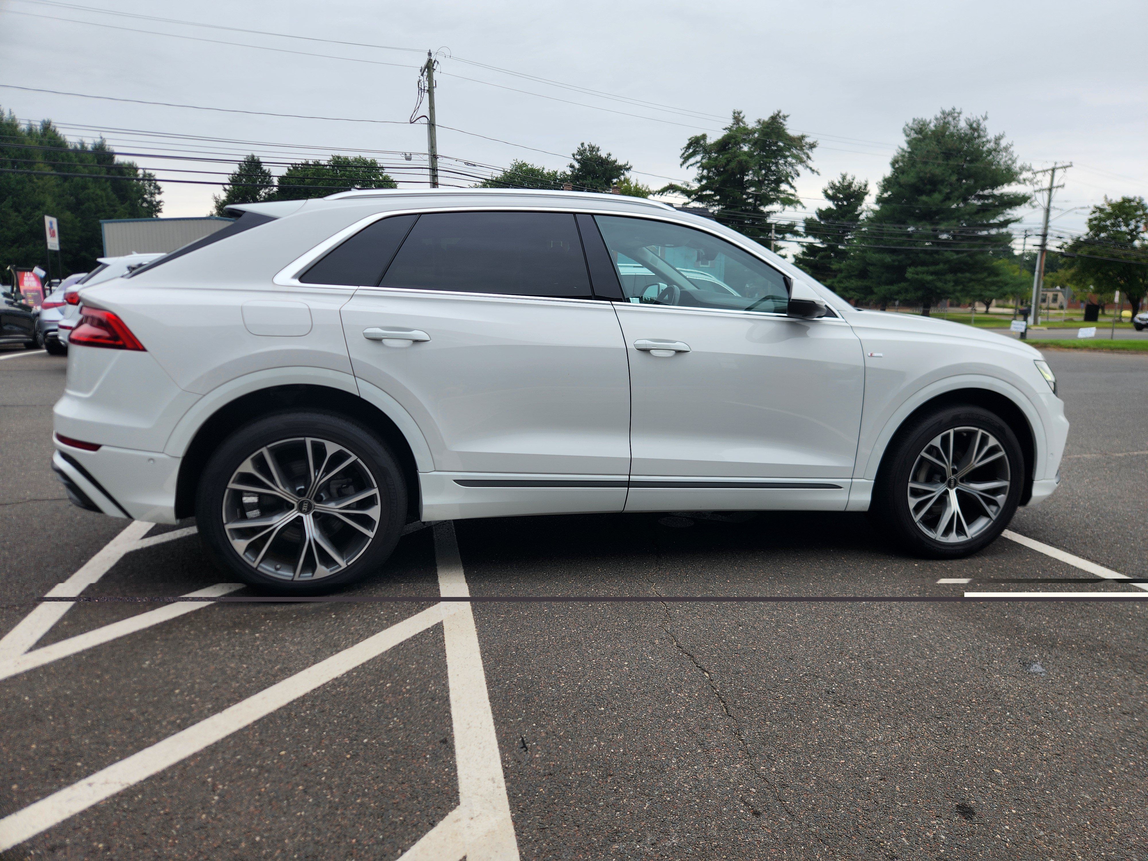 Used 2023 Audi Q8 Premium Plus w/ Premium Plus Package AWD/4WD image 11
