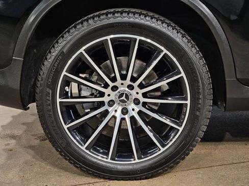 Used 2021 Mercedes-Benz GLC 300 4MATIC Coupe image 17