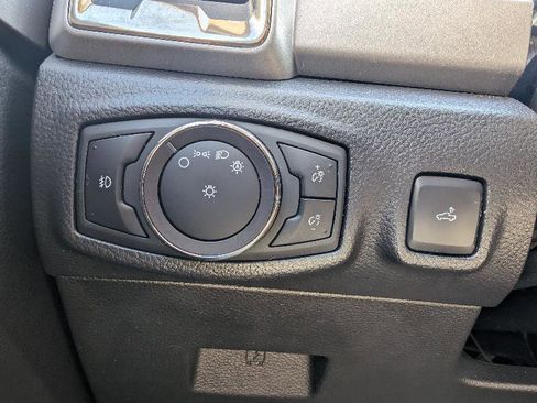 Used 2019 Ford Ranger XLT w/ Equipment Group 301A Mid AWD/4WD image 14