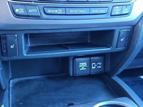 Used 2022 Honda Pilot Sport image 22