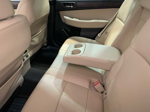 Used 2016 Subaru Outback 2.5i Limited image 5