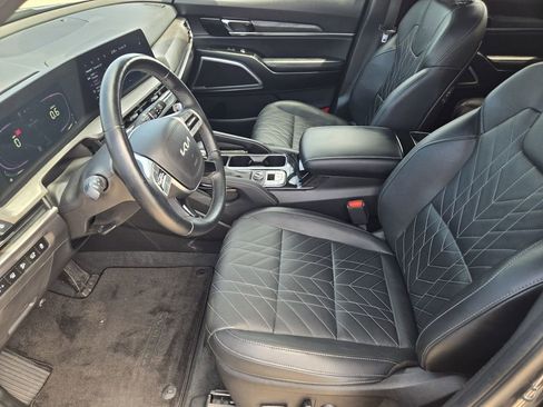Certified 2024 Kia Telluride EX X-Line AWD/4WD image 13