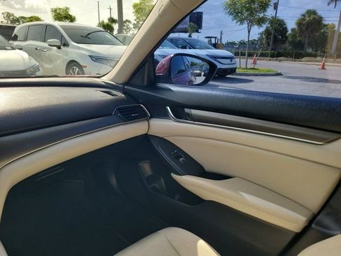 Used 2020 Honda Accord LX image 14