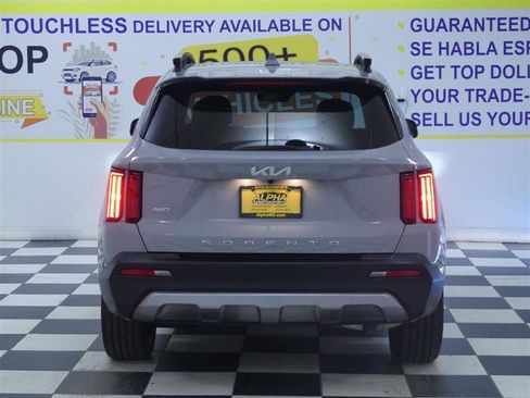 Used 2022 Kia Sorento SX Prestige w/ Rust Color Package AWD/4WD image 6