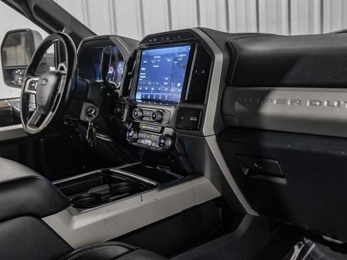 Used 2022 Ford F350 Lariat w/ Lariat Value Package AWD/4WD image 12