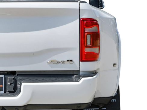 Used 2022 RAM 3500 Limited AWD/4WD image 53