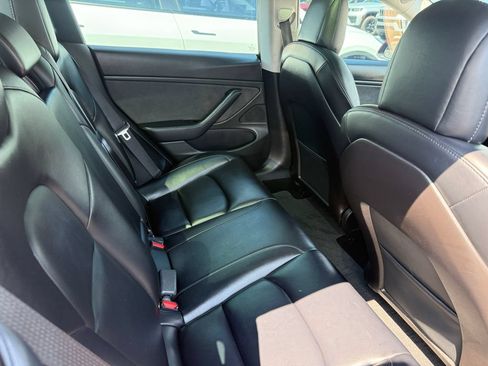 Used 2020 Tesla Model 3 Long Range AWD/4WD image 17
