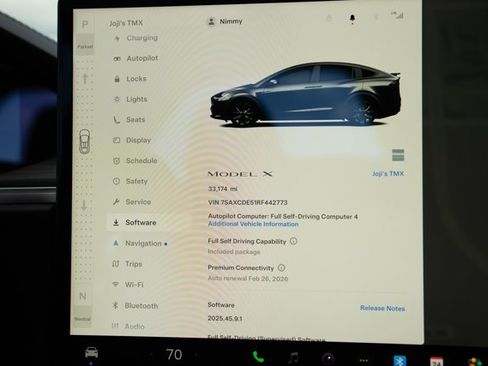 Used 2024 Tesla Model X image 30