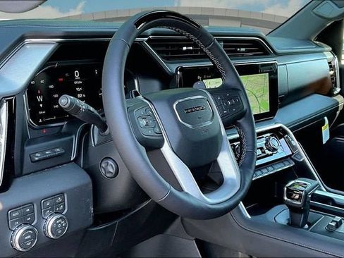 New 2026 GMC Sierra 1500 Denali w/ Technology Package AWD/4WD image 7