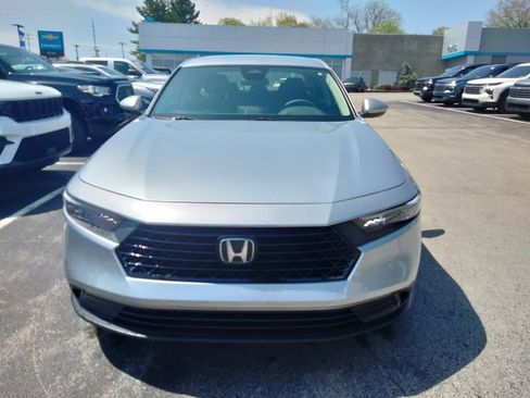 Used 2025 Honda Accord LX image 3