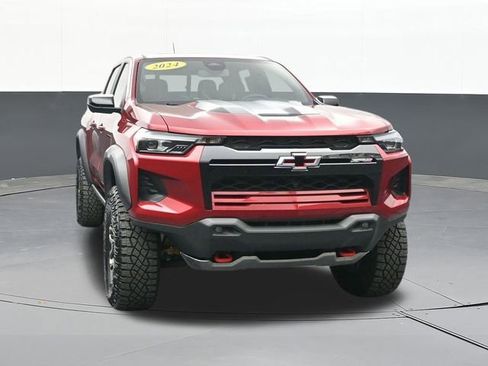 Used 2024 Chevrolet Colorado ZR2 w/ ZR2 Convenience Package III AWD/4WD image 25