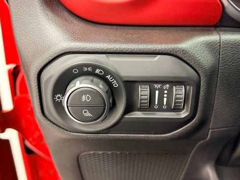 Used 2021 Jeep Gladiator Rubicon image 19