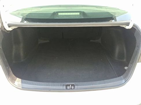 Used 2024 Toyota Corolla LE FWD image 27