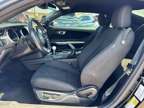 Used 2021 Ford Mustang GT RWD image 28