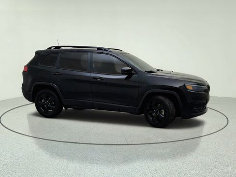 Used 2021 Jeep Cherokee Latitude Plus FWD image 6