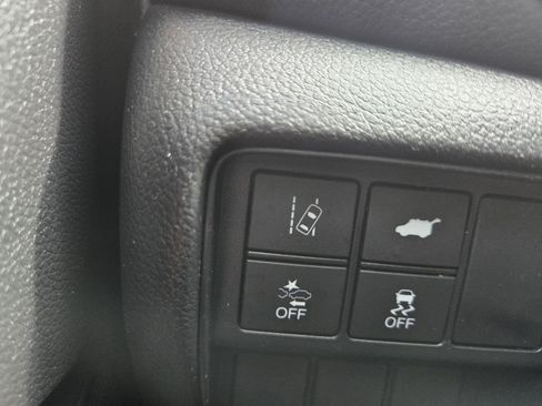 Used 2017 Honda CR-V EX-L image 32