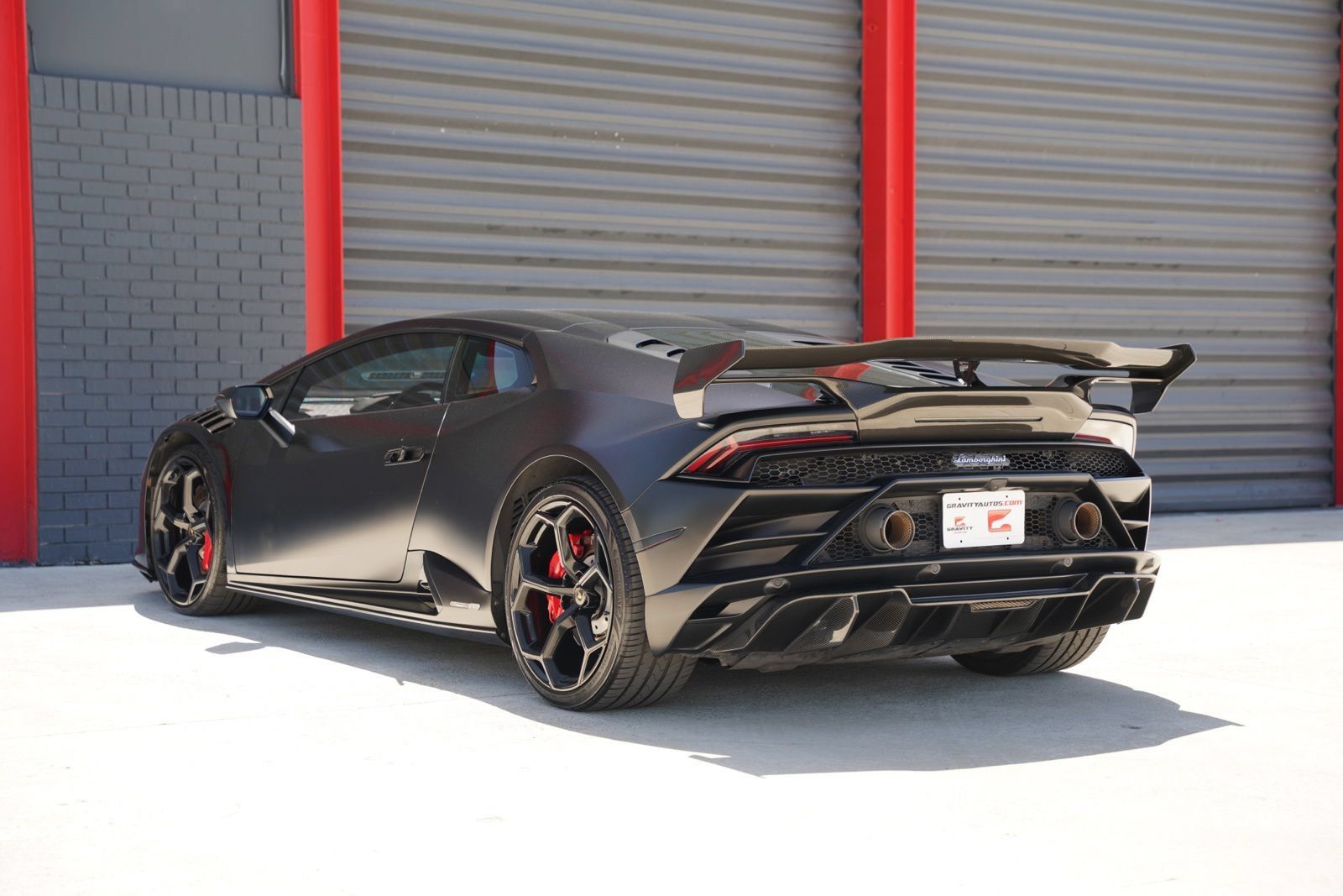 Used 2021 Lamborghini Huracan EVO RWD image 18