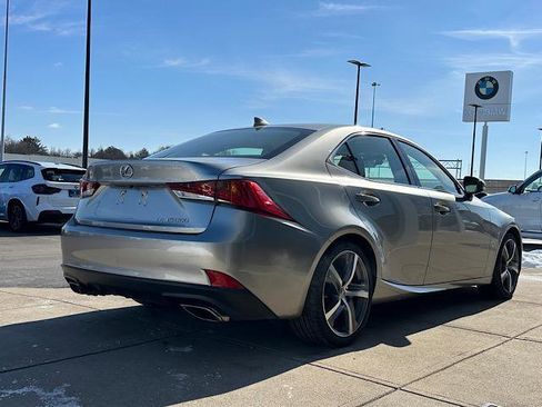 Used 2018 Lexus IS 300 AWD w/ Comfort Package image 8