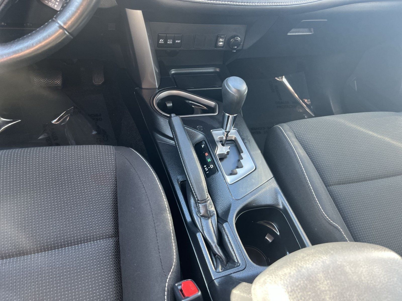 Used 2017 Toyota RAV4 XLE w/ Convenience Package AWD/4WD image 22