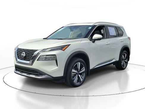 Used 2023 Nissan Rogue SL w/ SL Premium Package AWD/4WD image 2