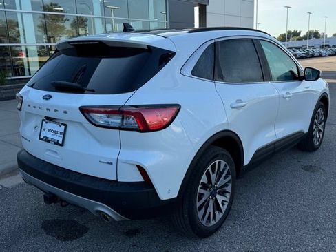 Used 2020 Ford Escape Titanium AWD/4WD image 41