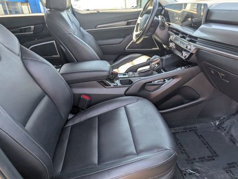 Used 2023 Kia Telluride S w/ S Sunroof Package AWD/4WD image 4