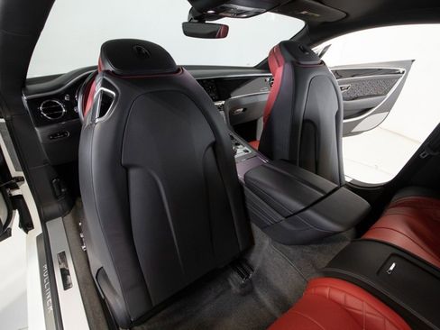 Used 2021 Bentley Continental GT Mulliner image 39